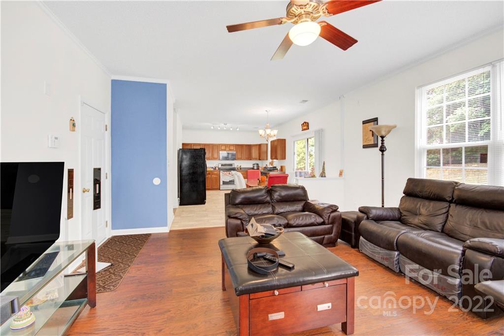 9030 Hedge Maple Road Charlotte, NC 28269 - Photo 15 of 23