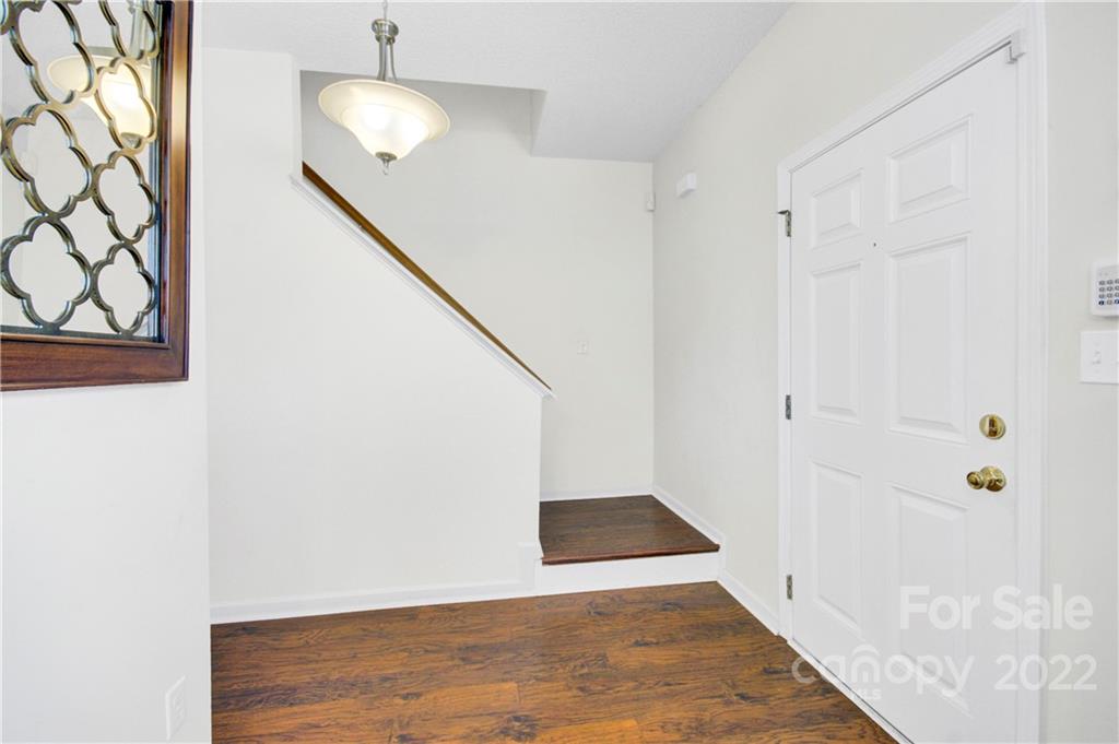 9030 Hedge Maple Road Charlotte, NC 28269 - Photo 17 of 23