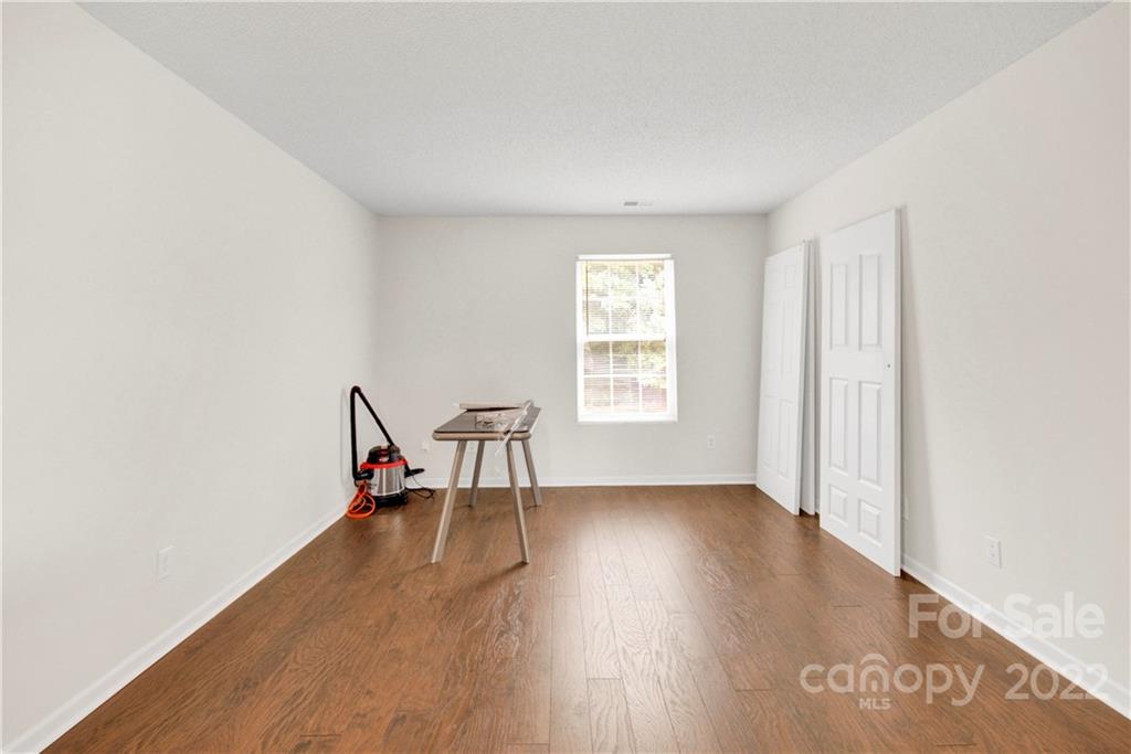 9030 Hedge Maple Road Charlotte, NC 28269 - Photo 19 of 23