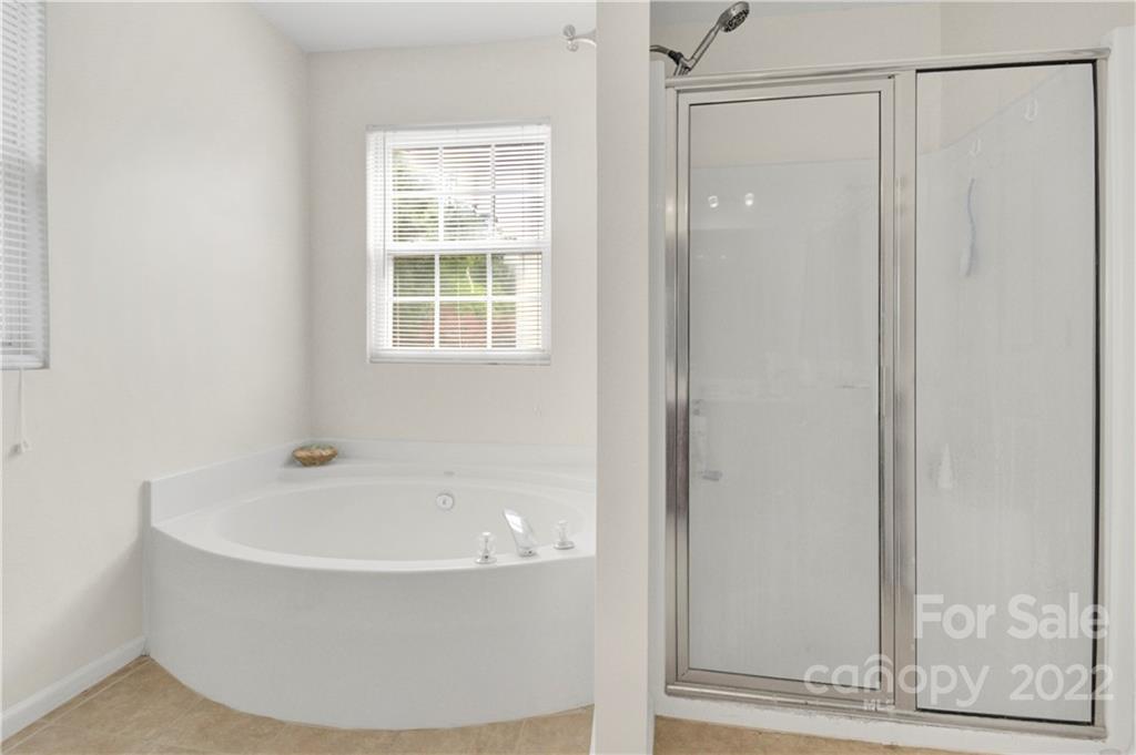 9030 Hedge Maple Road Charlotte, NC 28269 - Photo 20 of 23