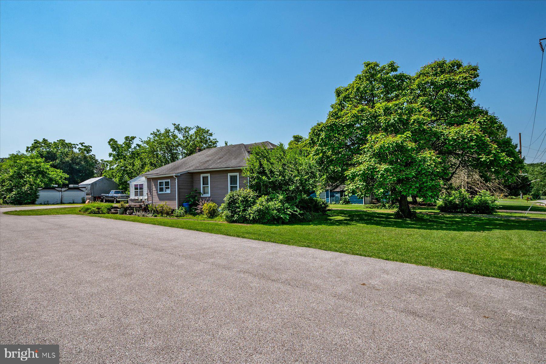 9921 Bird River Road Middle River, MD 21220 - Photo 4 of 23