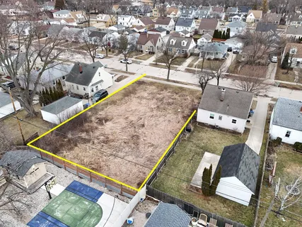 $49,950 | 3523 North 93rd Street, Milwaukee, WI 53222