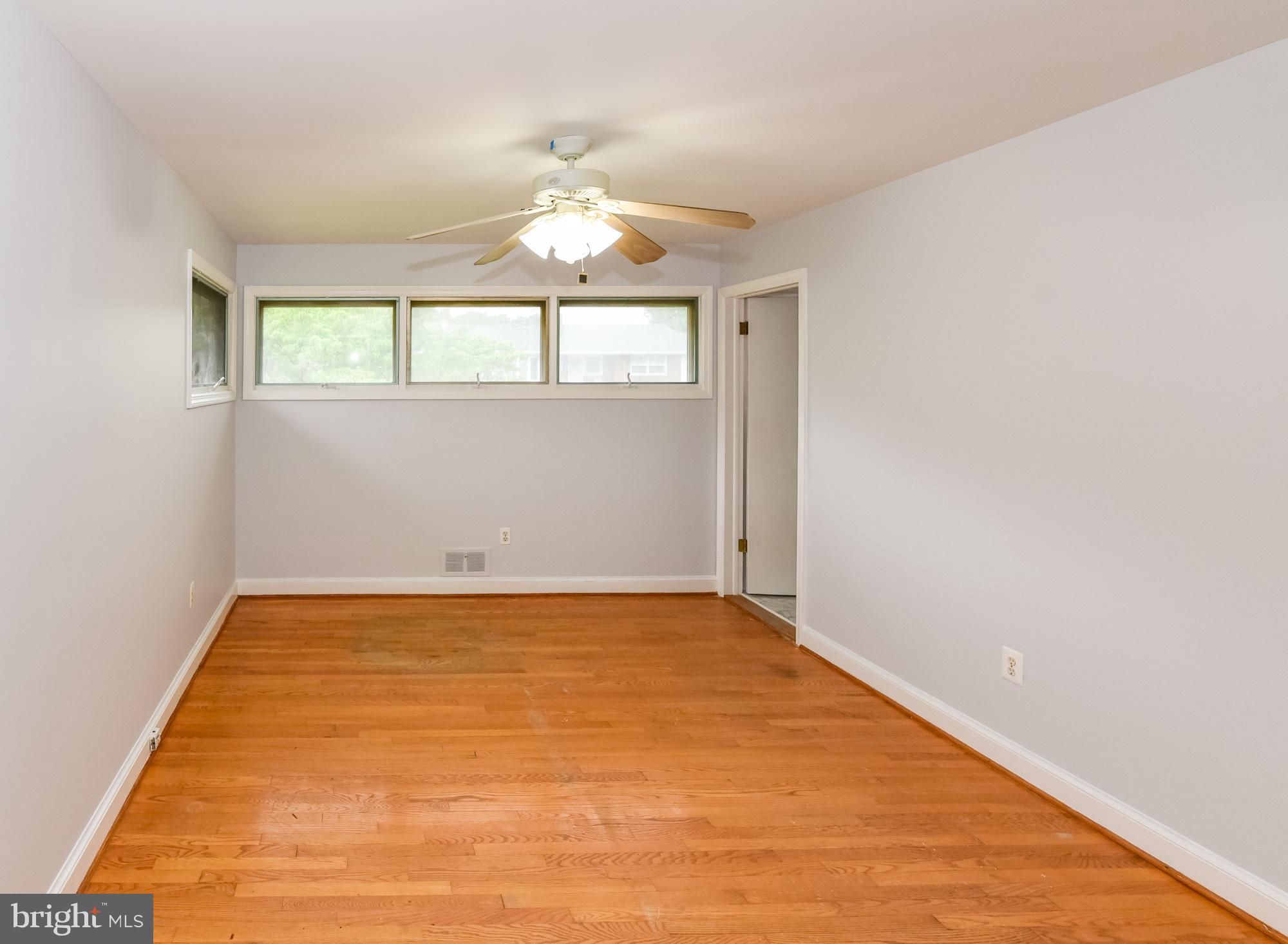 4302 Yates Road Beltsville, MD 20705 - Photo 18 of 43