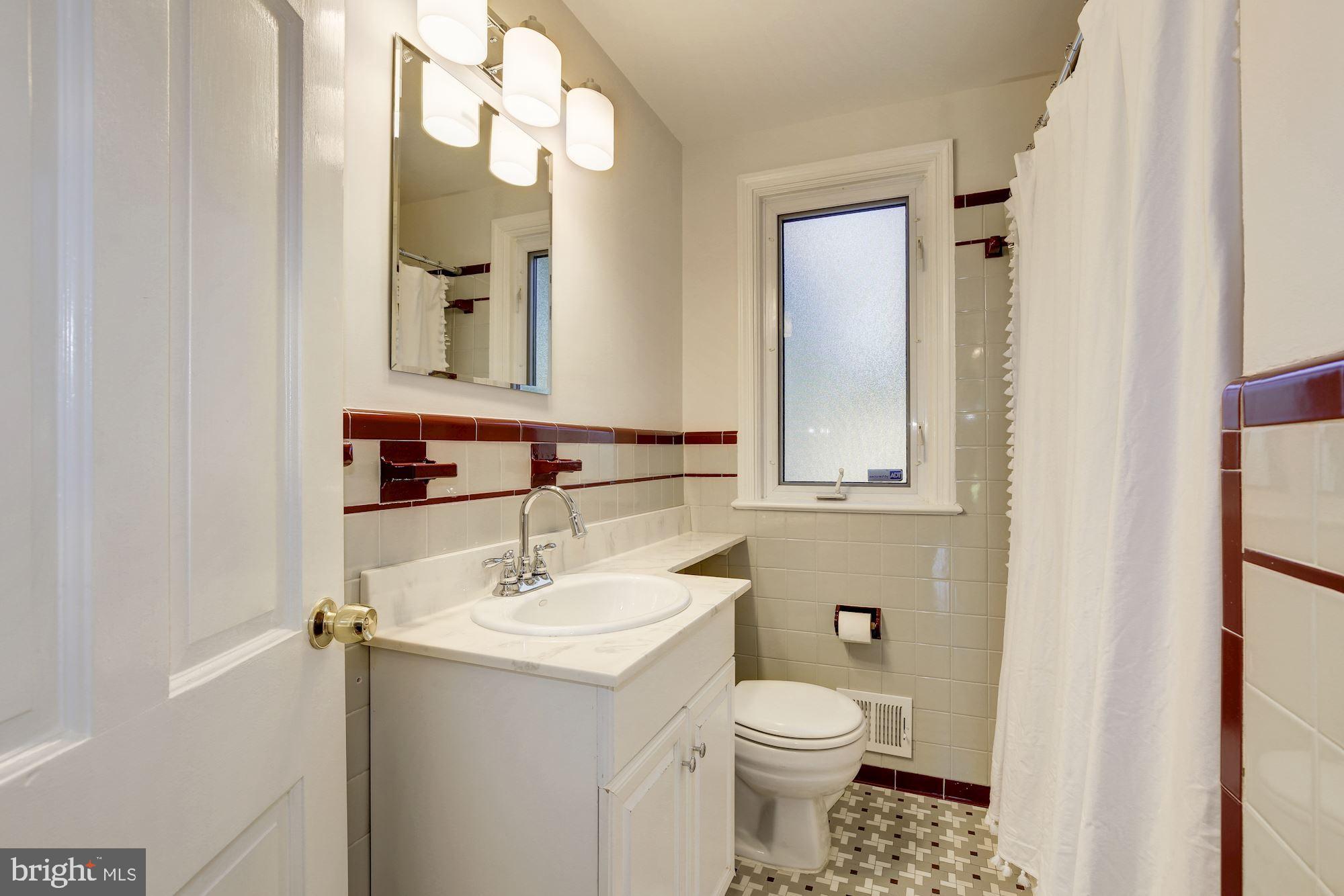 4013 Saul Road Kensington, MD 20895 - Photo 17 of 33 Full bath 1