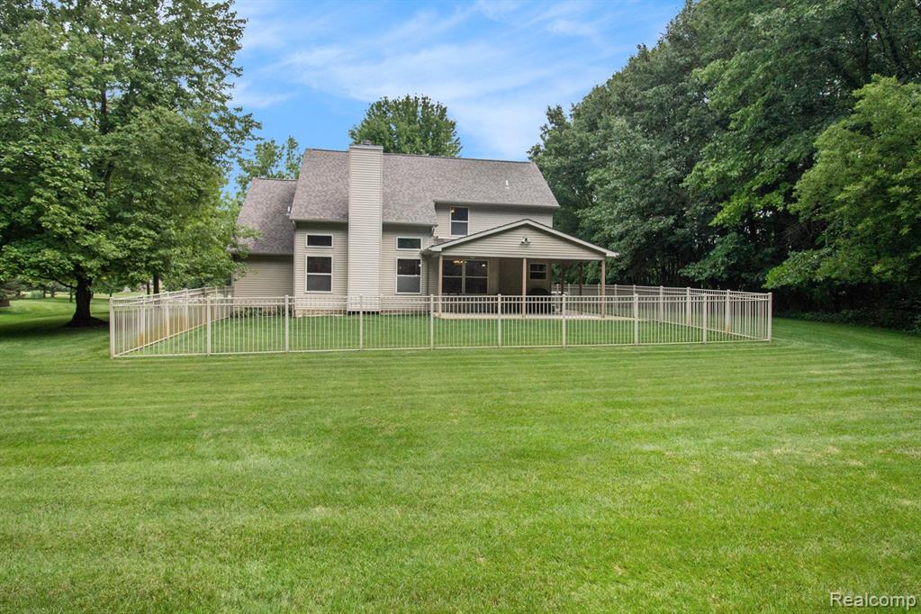 1951 Sundance Ridge Howell, MI 48843 - Photo 4 of 39 Gallery Image 4