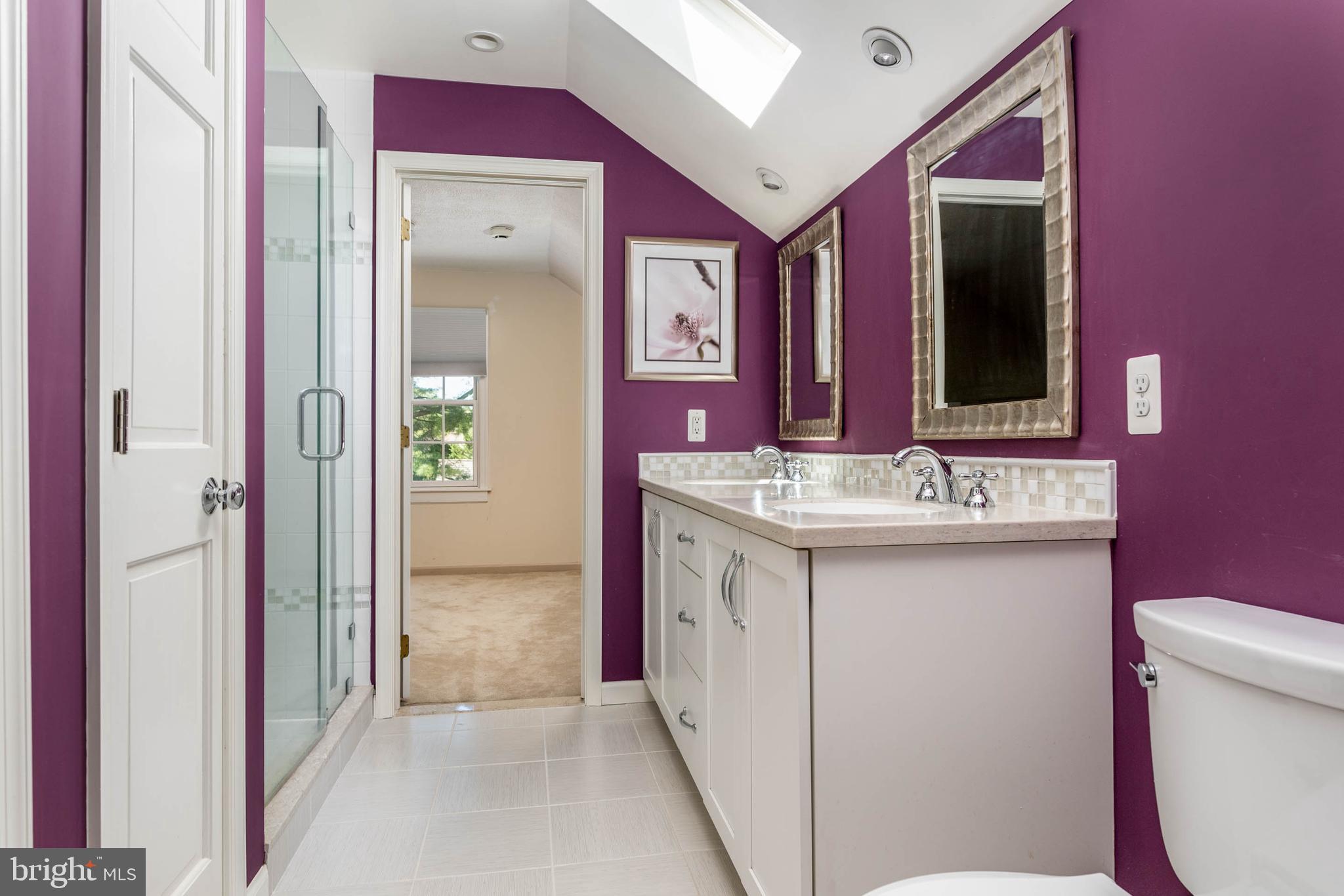 518 Northfield Road Devon, PA 19333 - Photo 30 of 54 Jack & Jill Bathroom