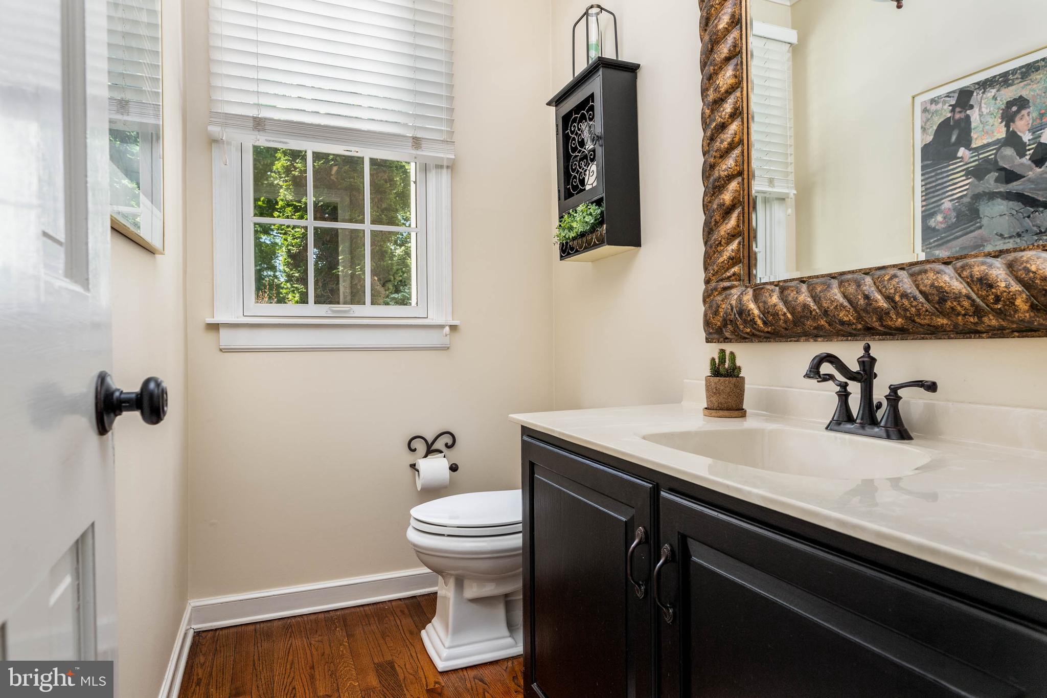 518 Northfield Road Devon, PA 19333 - Photo 50 of 54 Powder Room