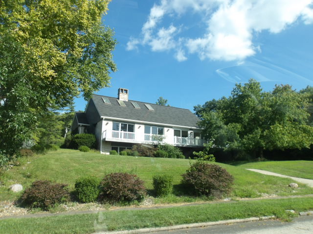 304 Greenway Lane Decatur, IL 62521 - Photo 1 of 21