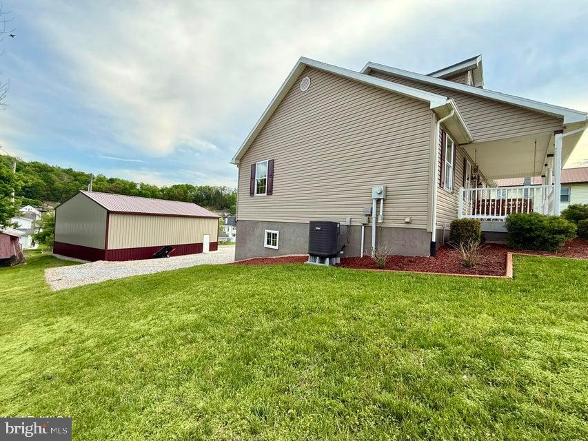 911 Lower Main Street Saxton, PA 16678 - Photo 10 of 63