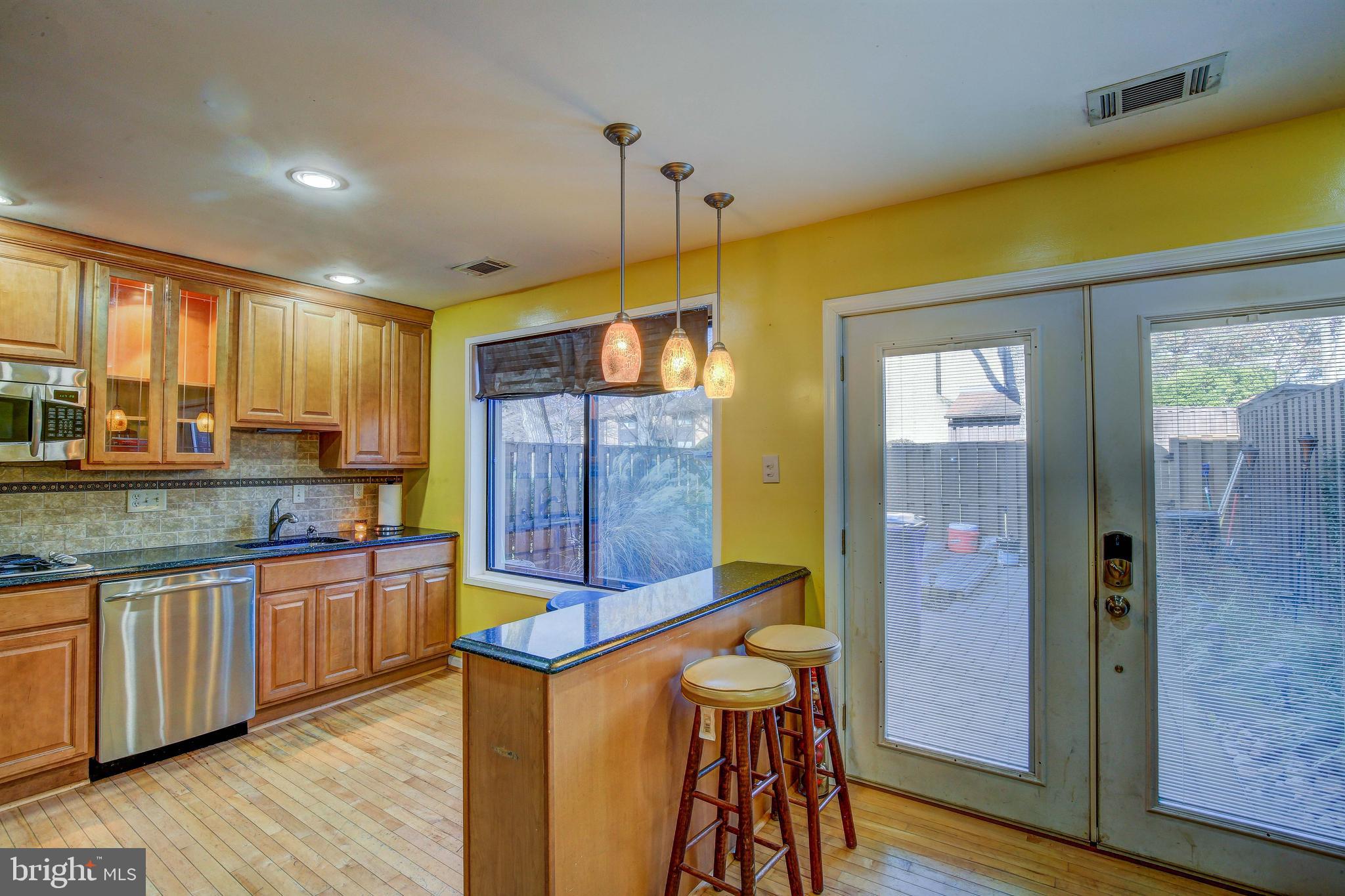 9458 Kilimanjaro Road Columbia, MD 21045 - Photo 6 of 23 Gallery Image 6