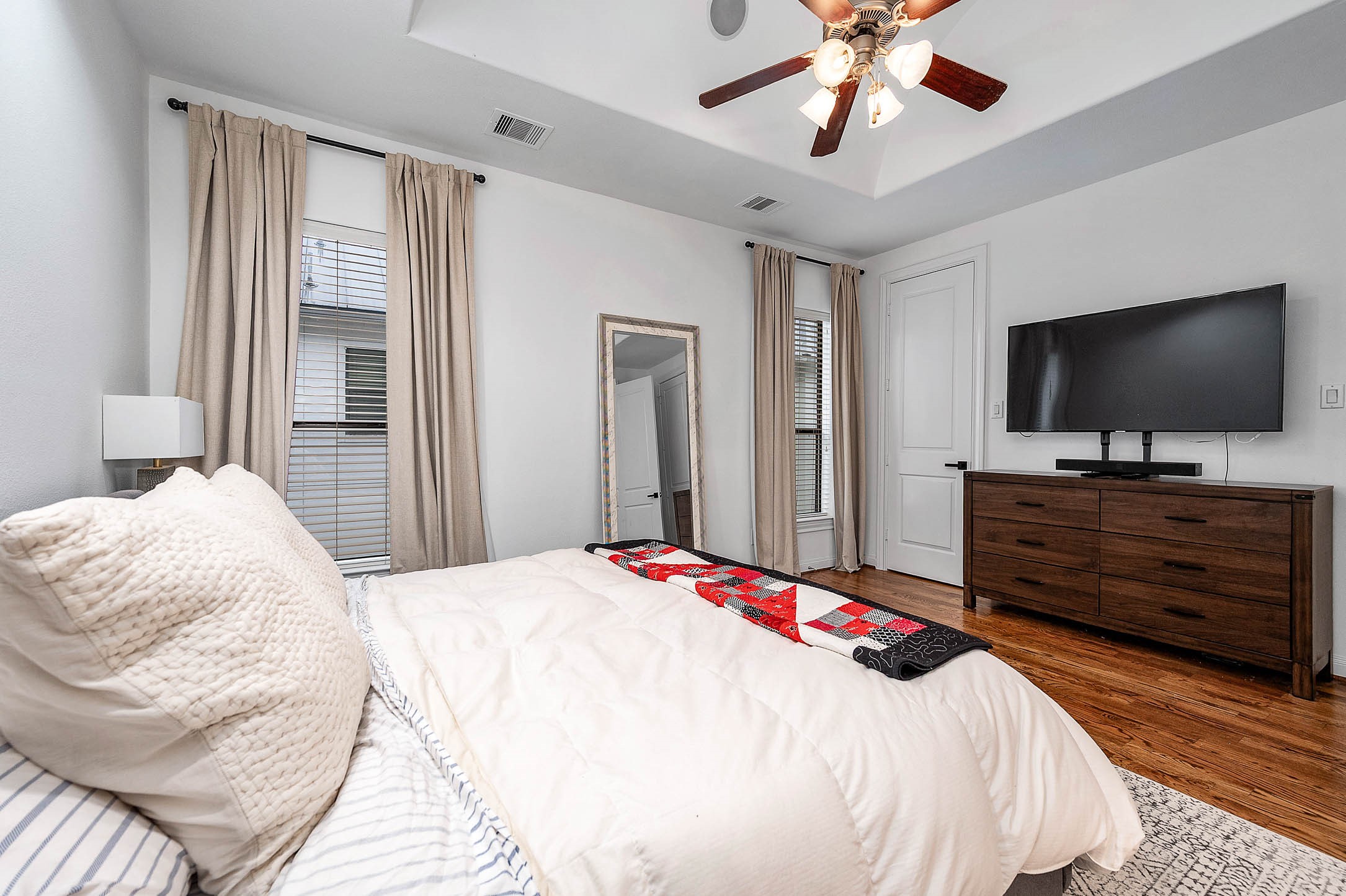 3205 Maxroy Street Houston, TX 77008 - Photo 20 of 34
