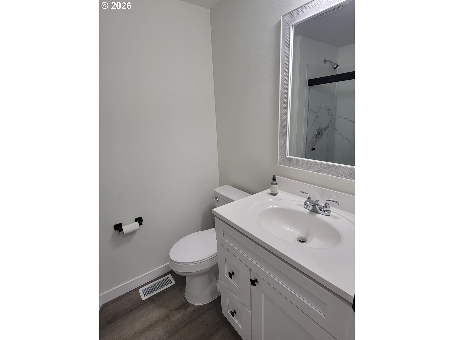 945 18th Street Northeast Salem, OR 97301 - Photo 13 of 31