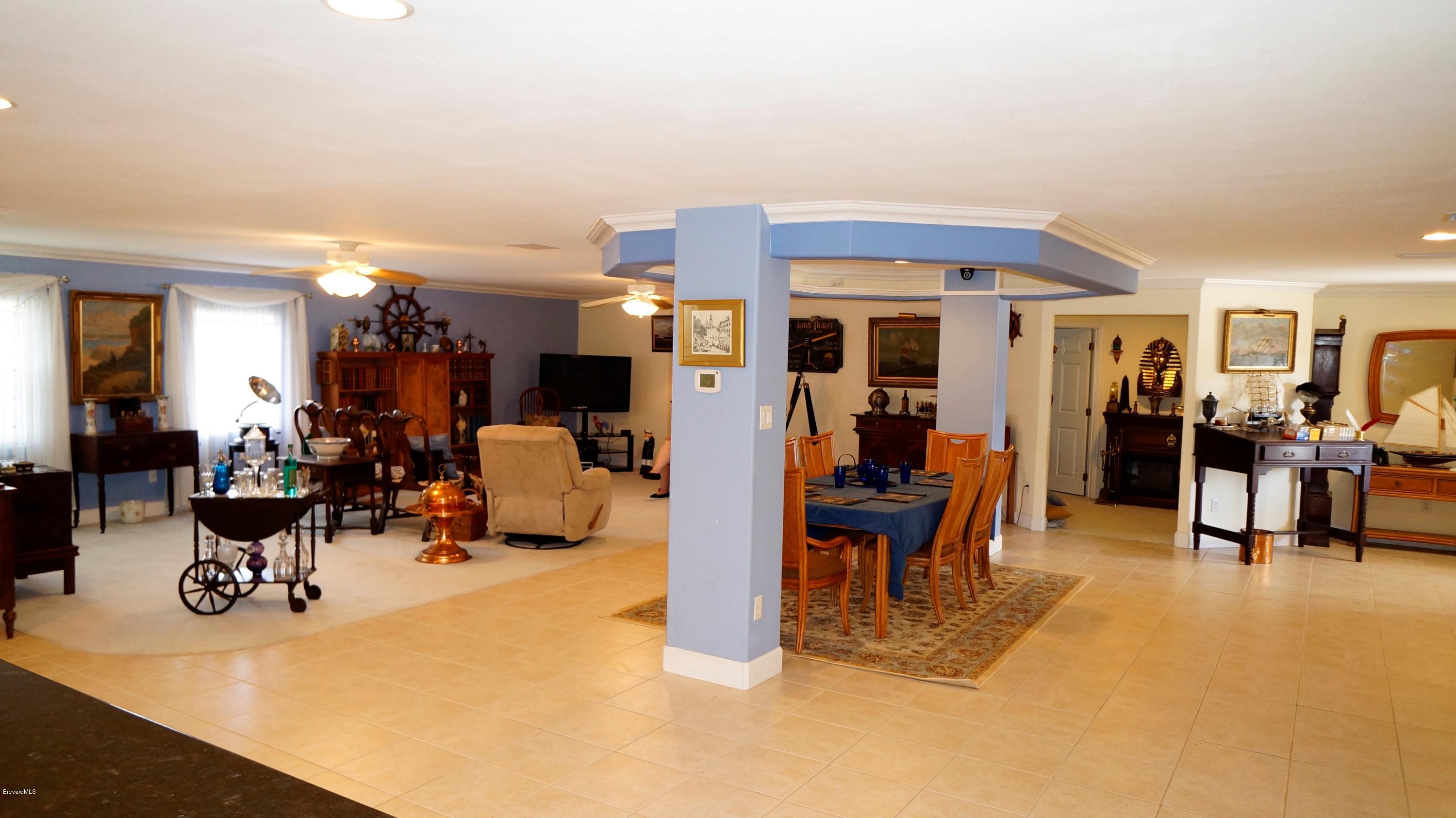 813 Catalina Road Cocoa Beach, FL 32931 - Photo 3 of 24 3-Living Dining Combo