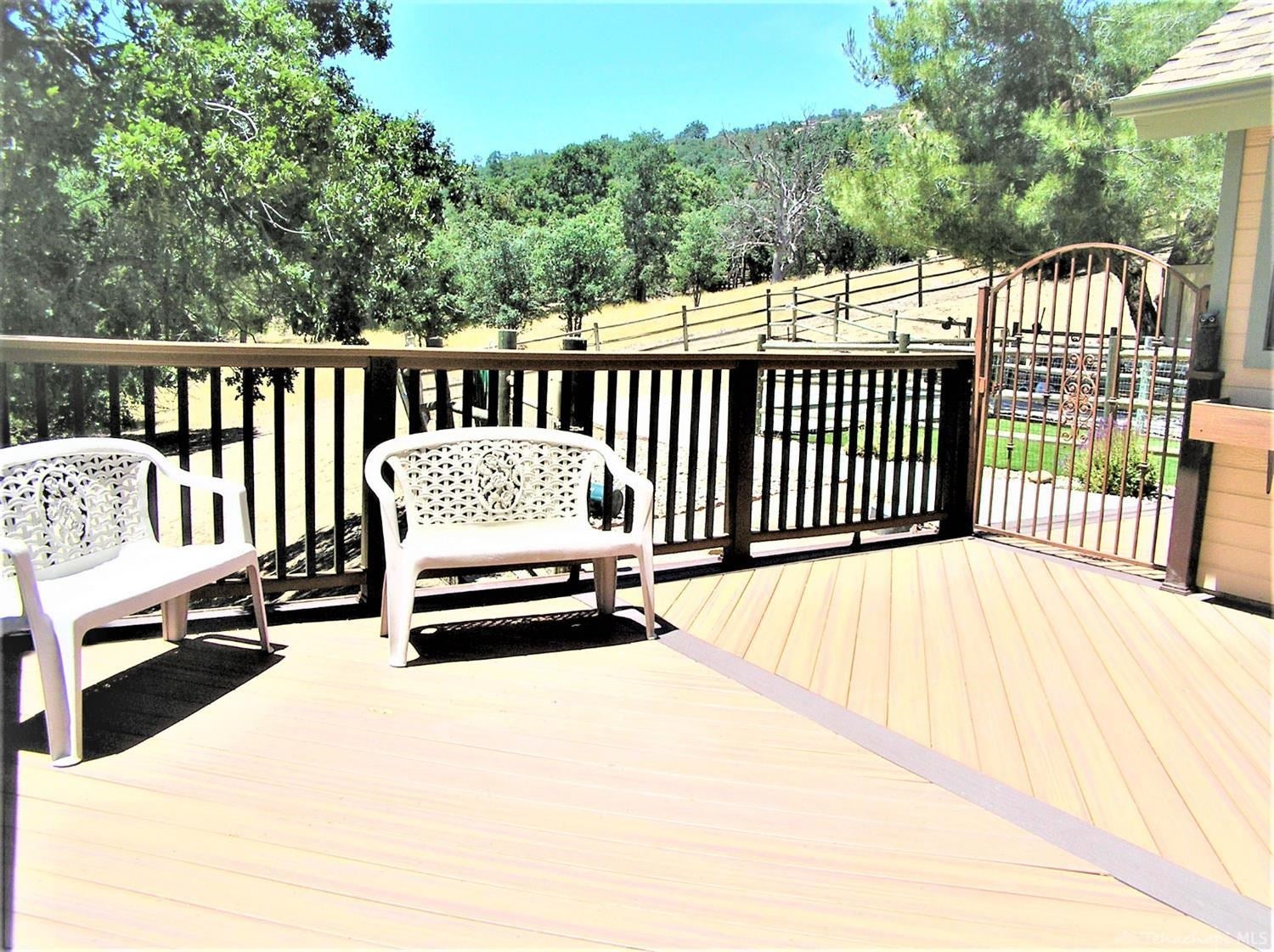 27801 Bear Valley Road Tehachapi, CA 93561 - Photo 27 of 35 Gallery Image 27