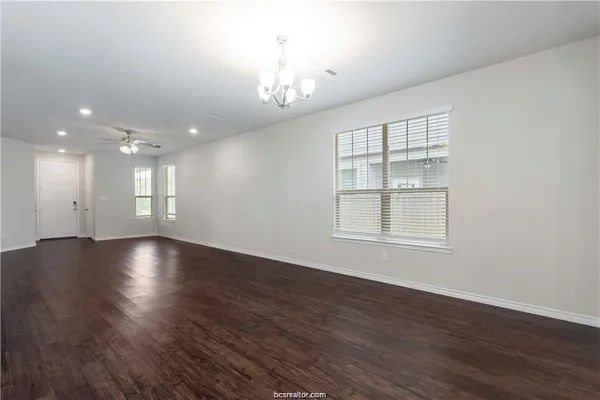 $2,525 | 953 Toledo Bend Drive, College Station, TX 77845
