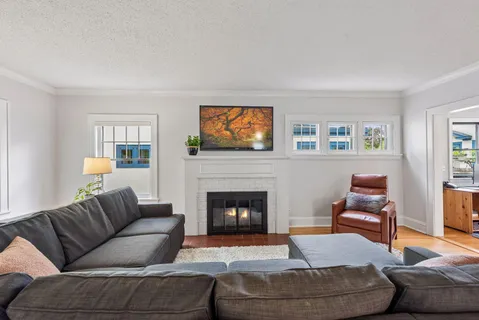 $700,000 | 5148 Upton Avenue South, Minneapolis, MN 55410