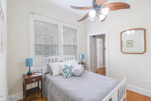 $3,000 | 145 St Francis Street, Biloxi, MS 39530