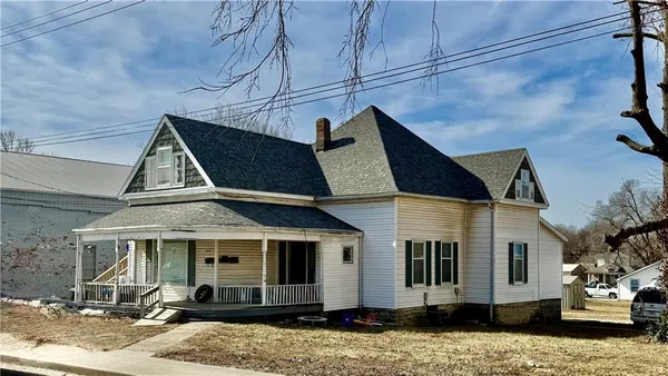 $210,000 | 204 South Camden Street, Richmond, MO 64085