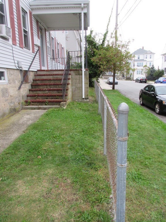 27 Clement Street Fall River, MA 02724 - Photo 7 of 24