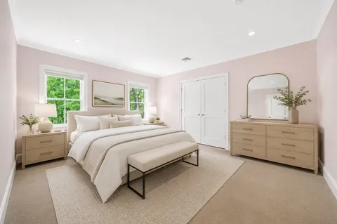 $5,250,000 | 10 Chandler Circle, Weston, MA 02493