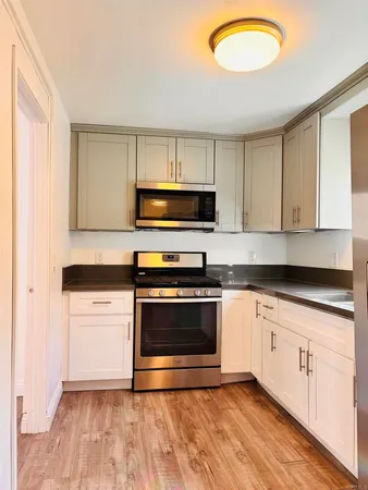 $2,100 | 3729 Central Avenue, San Diego, CA 92105