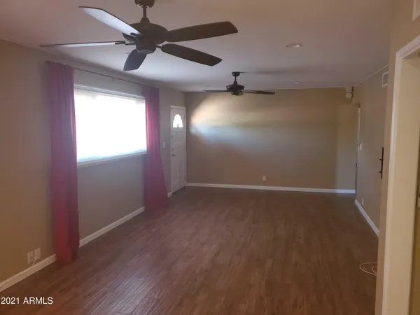 $2,800 | 5332 North 82nd Street, Scottsdale, AZ 85250