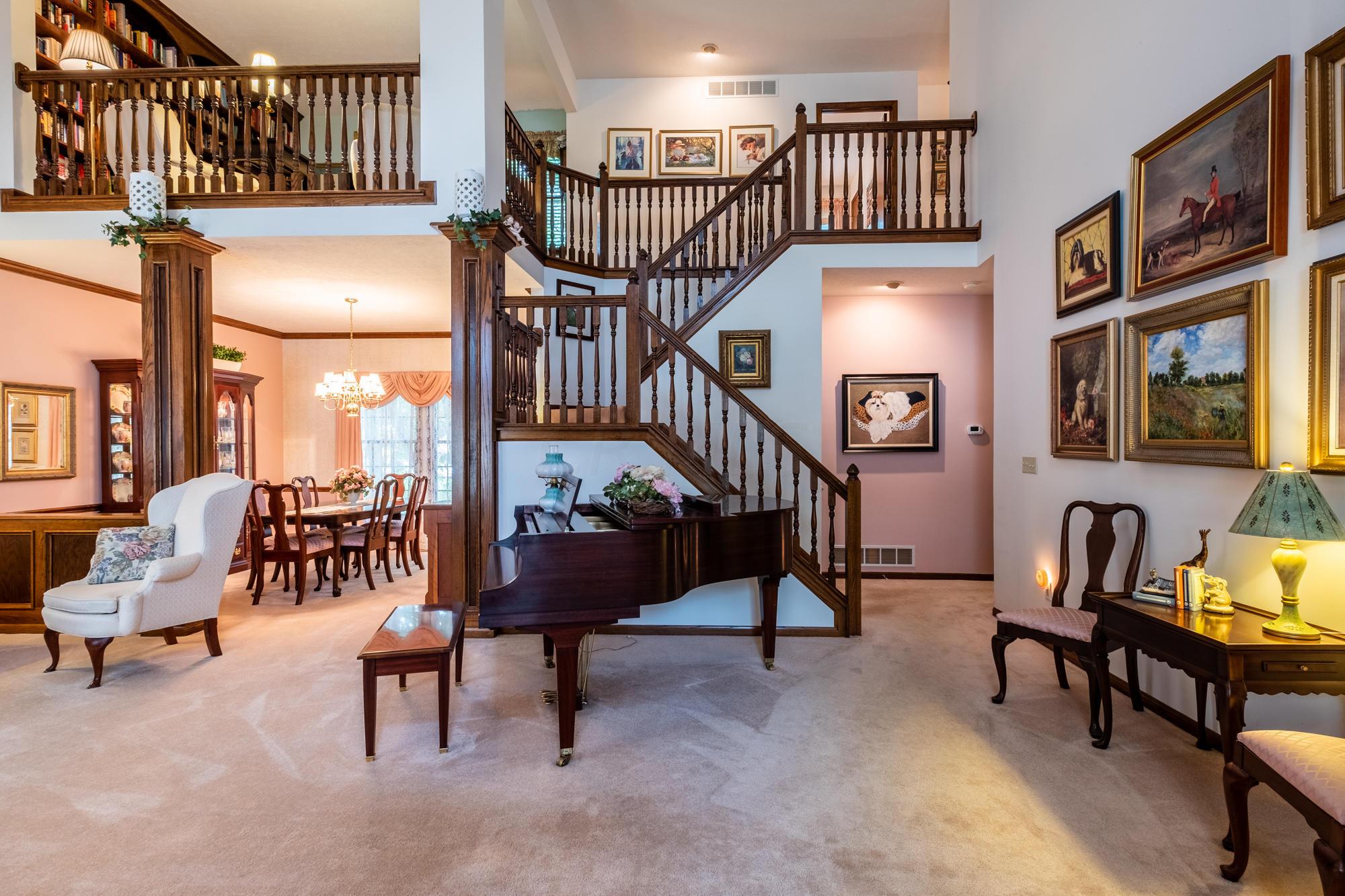 942 Riva Ridge Boulevard Gahanna, OH 43230 - Photo 6 of 36 Gallery Image 6