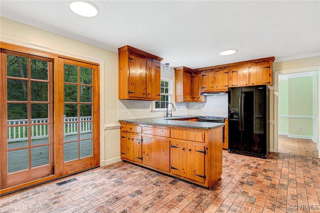 7400 Turner Road Henrico, VA 23231 - Photo 6 of 47 a kitchen with stainless steel appliances granite countertop a refrigerator and a sink