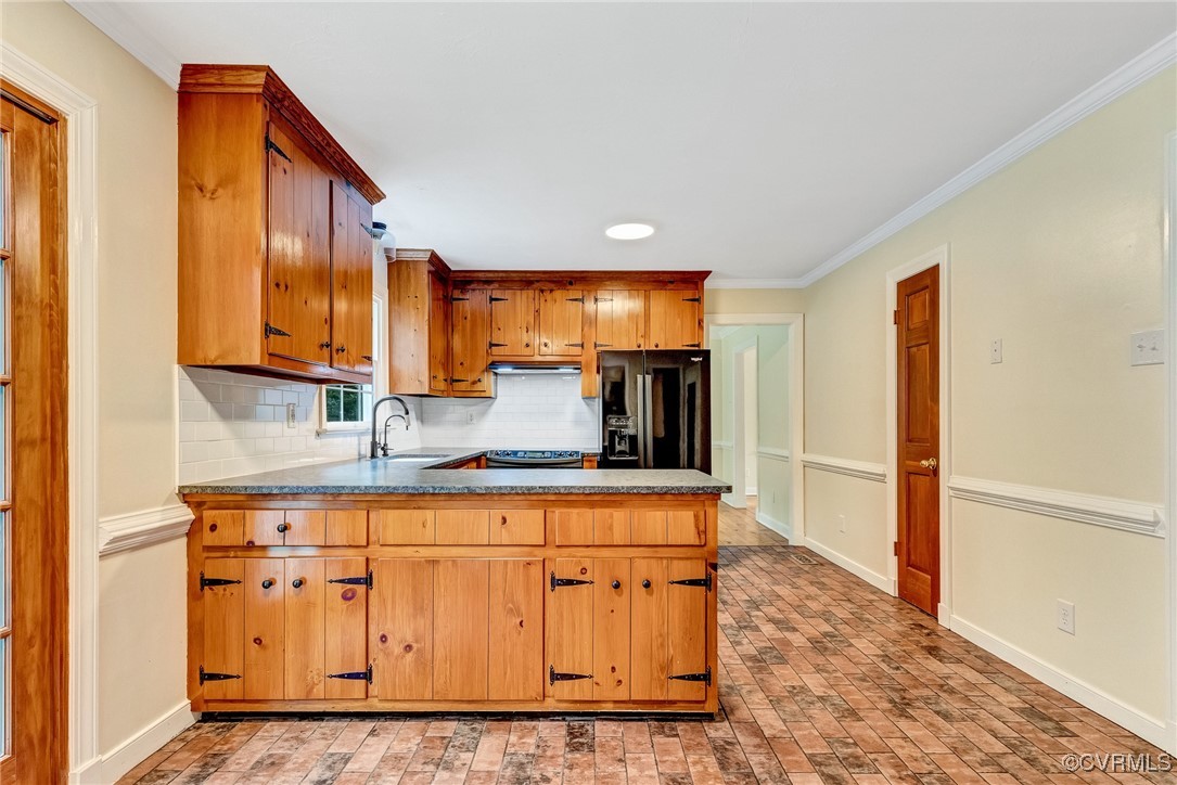 7400 Turner Road Henrico, VA 23231 - Photo 8 of 47 a kitchen with stainless steel appliances granite countertop a stove a sink and a refrigerator