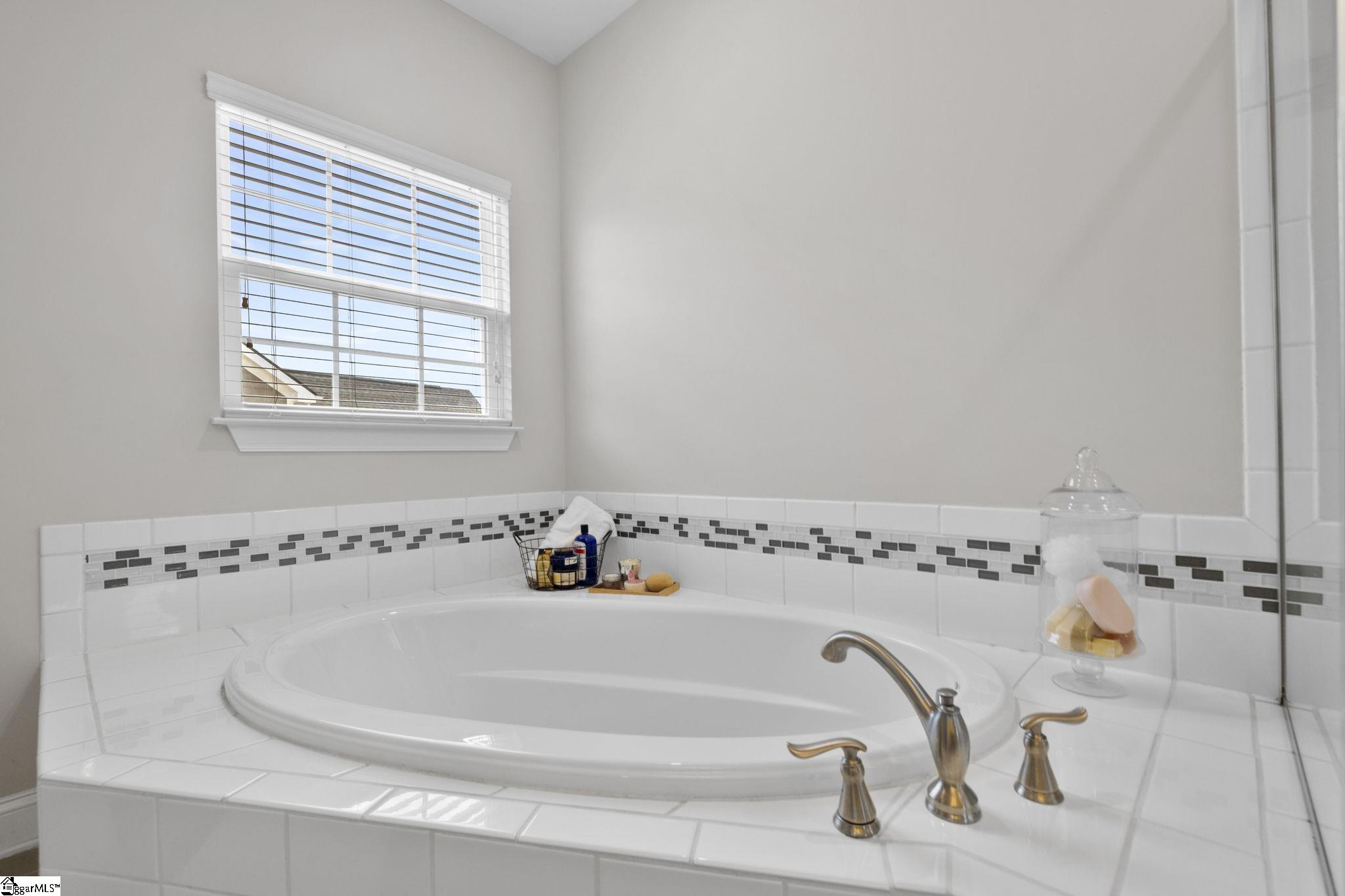 304 Verlin Drive Greenville, SC 29607 - Photo 22 of 37