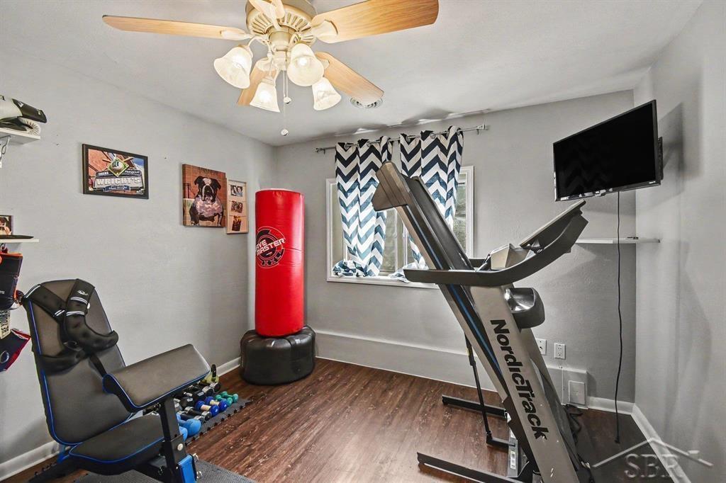 705 Bay Road Bay City, MI 48706 - Photo 11 of 30