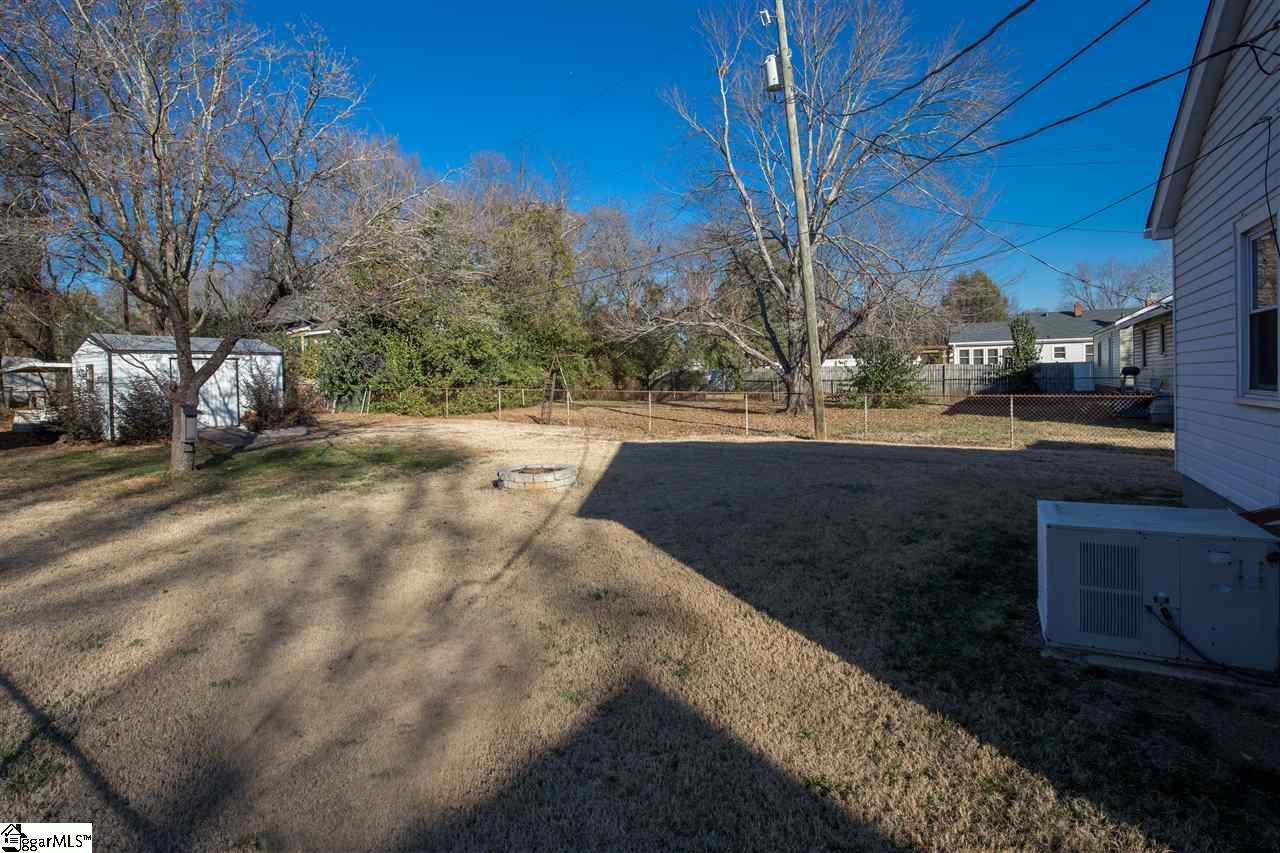 107 Ridgeway Drive Greenville, SC 29607 - Photo 11 of 14