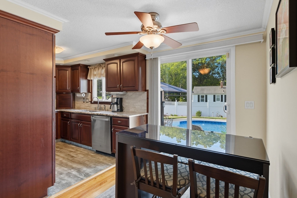 46 Overlea Drive Springfield, MA 01119 - Photo 16 of 42