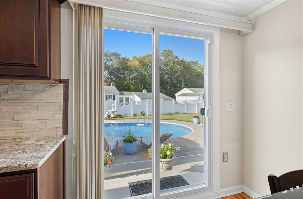 46 Overlea Drive Springfield, MA 01119 - Photo 17 of 42