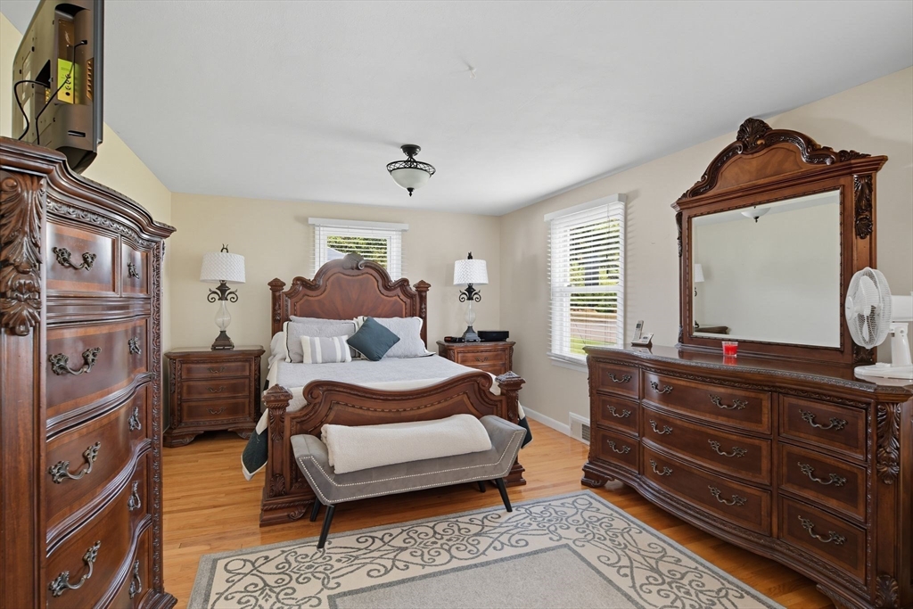 46 Overlea Drive Springfield, MA 01119 - Photo 19 of 42