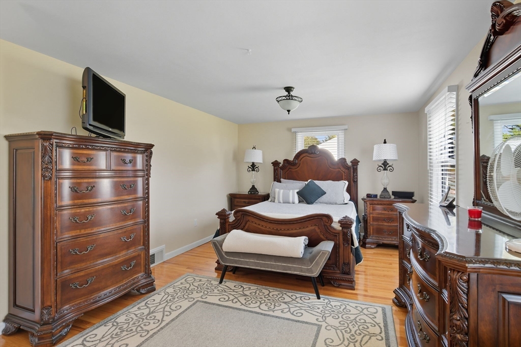 46 Overlea Drive Springfield, MA 01119 - Photo 20 of 42