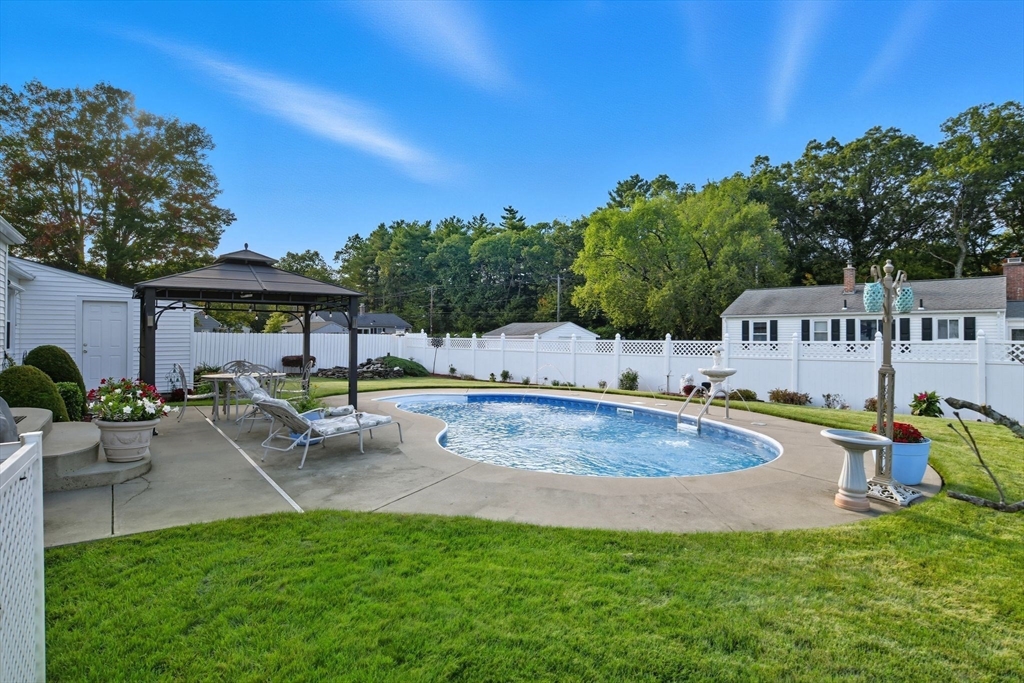 46 Overlea Drive Springfield, MA 01119 - Photo 35 of 42