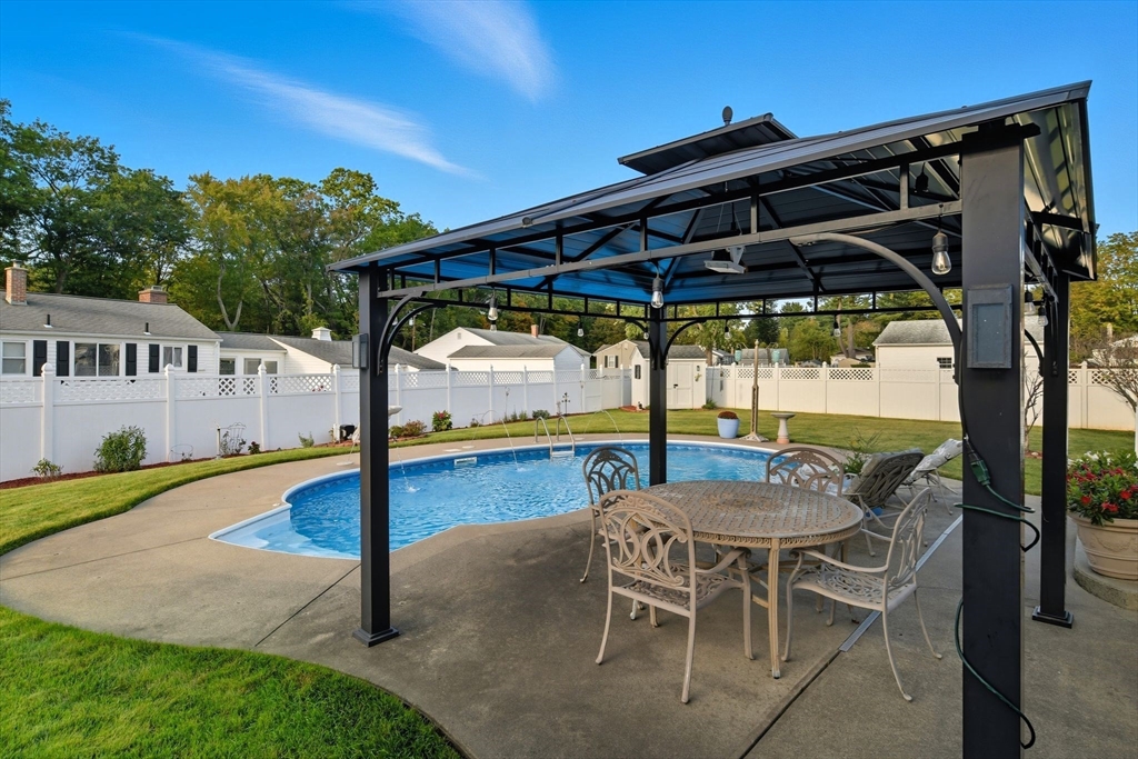 46 Overlea Drive Springfield, MA 01119 - Photo 39 of 42