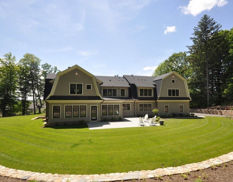 248 Nashawtuc Road Concord, MA 01742 - Photo 2 of 40