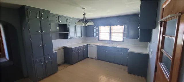 $499,000 | 648 Northwest W Highway, Kingsville, MO 64061