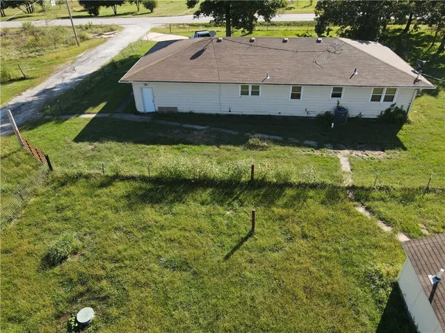 $499,000 | 648 Northwest W Highway, Kingsville, MO 64061