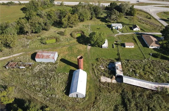 $499,000 | 648 Northwest W Highway, Kingsville, MO 64061
