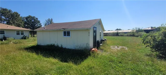 $499,000 | 648 Northwest W Highway, Kingsville, MO 64061