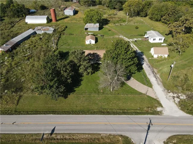 $499,000 | 648 Northwest W Highway, Kingsville, MO 64061