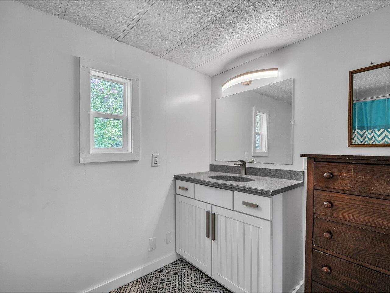 44 Wentworth Road Colchester, VT 05446 - Photo 21 of 31 Gallery Image 21