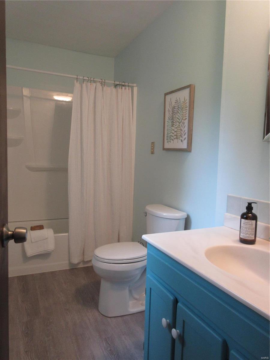 1027 Schwarz Road Edwardsville, IL 62025 - Photo 22 of 34 Gallery Image 22