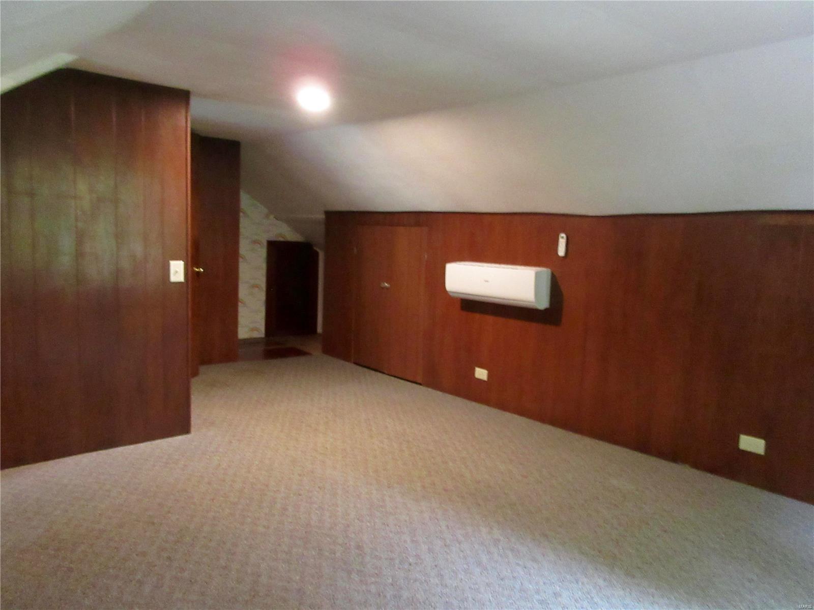 1027 Schwarz Road Edwardsville, IL 62025 - Photo 27 of 34 Gallery Image 27