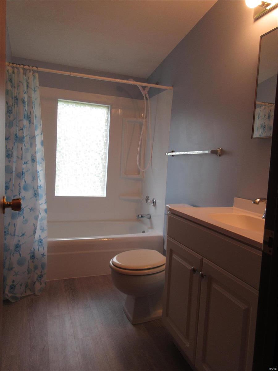 1027 Schwarz Road Edwardsville, IL 62025 - Photo 28 of 34 Gallery Image 28