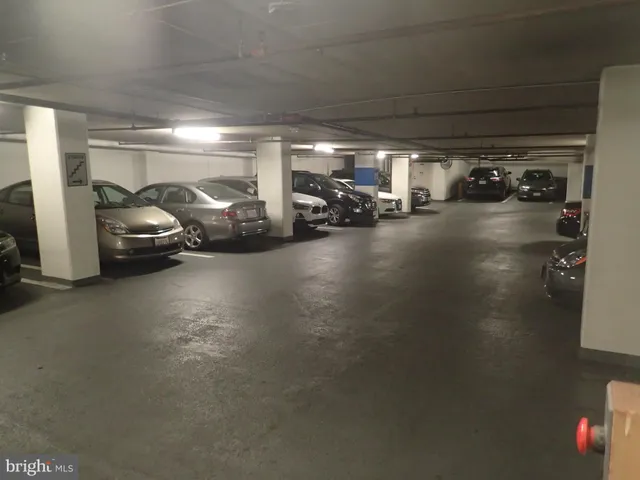 $2,300 | 601 Pennsylvania Avenue Northwest, Unit 609, Washington, DC 20004