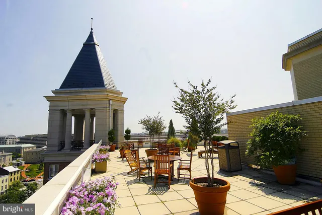 $2,300 | 601 Pennsylvania Avenue Northwest, Unit 609, Washington, DC 20004